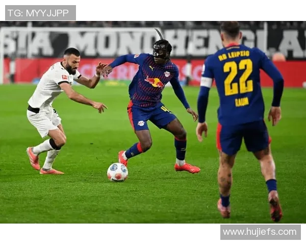 云达不莱梅迎战门兴格拉德巴赫双方争夺德甲关键三分之战